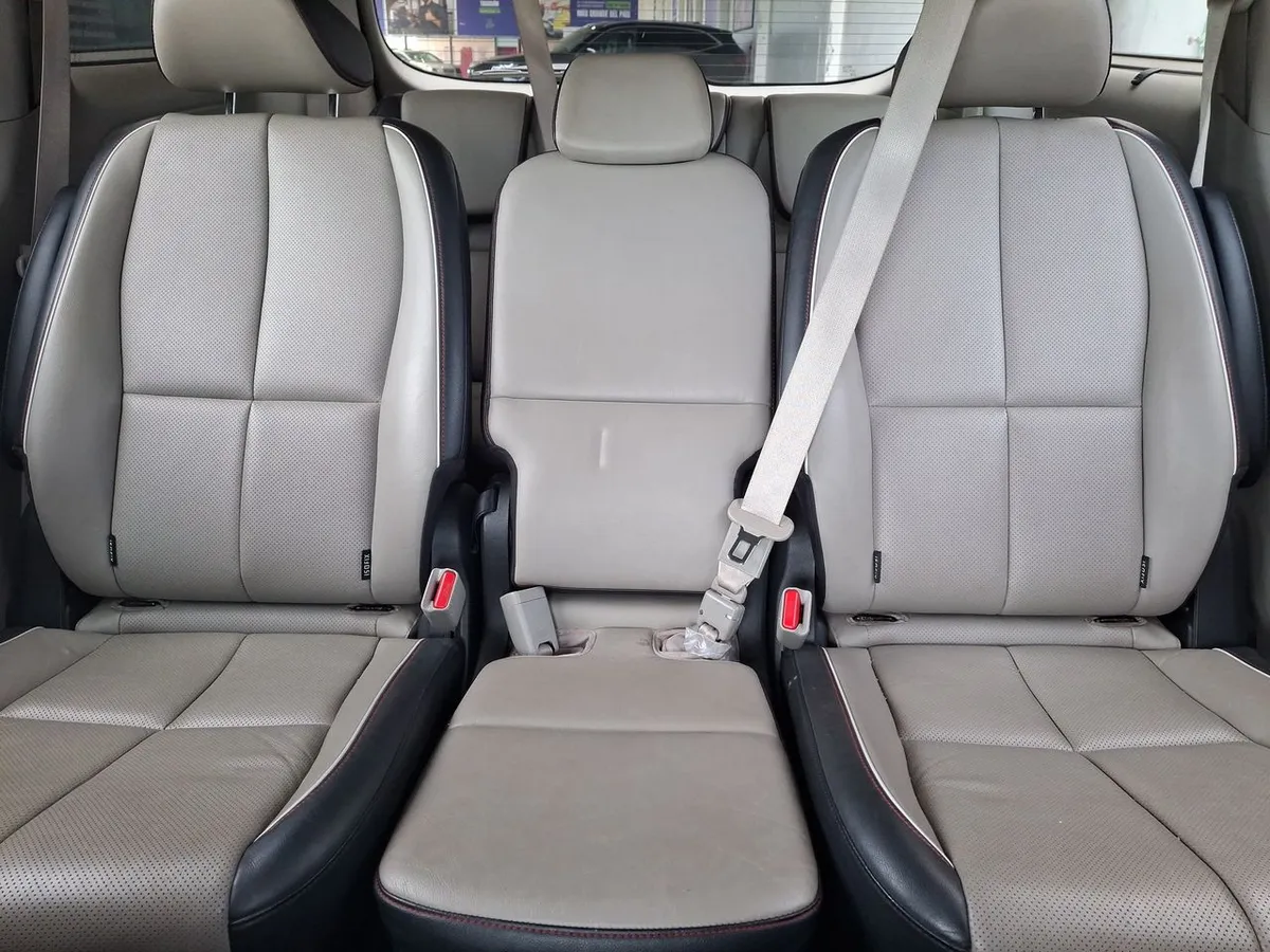 Kia Grand Carnival 2.2 Ex Limited Diesel 4x2 8at 5p año 2020