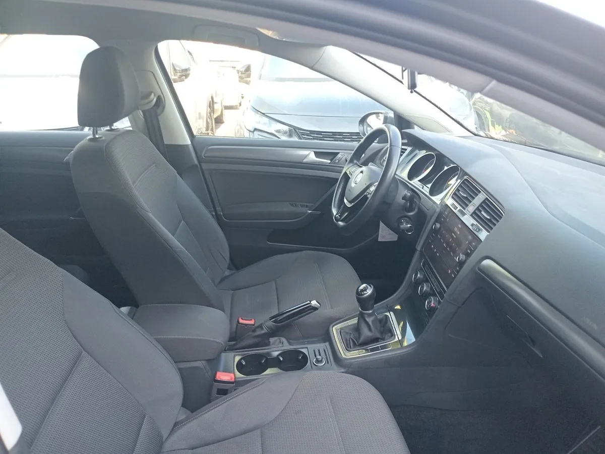 Volkswagen Golf 1.6 4x2 Hb Mt 5p año 2018