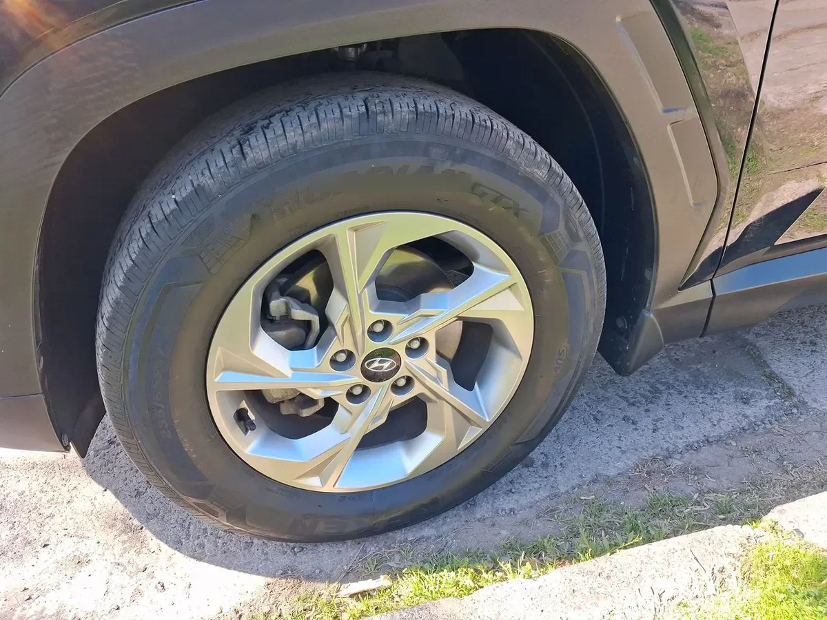 Hyundai Tucson 2.0 Nx4 Plus 2wd At 5p año 2023