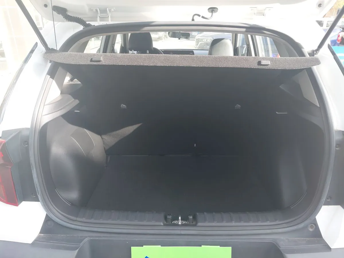 Kia Sonet 1.5 Ex 4x2 Ivt Ri At 5p año 2025