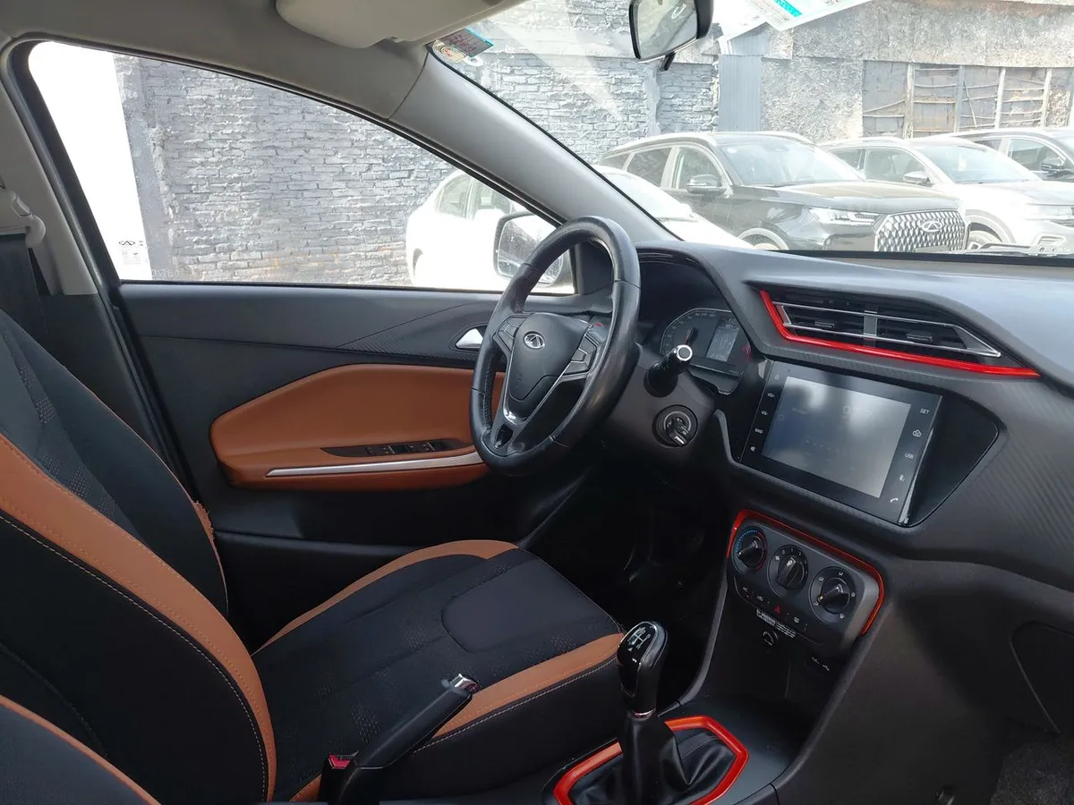 Chery Tiggo 2 1.5 Vvt Gls 4x2 Mt 5p año 2017