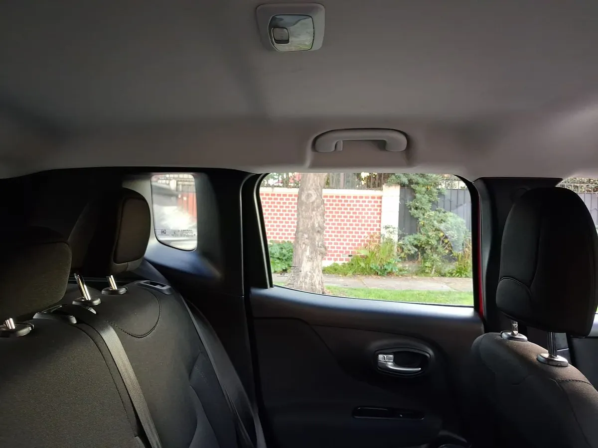 Jeep Renegade 1.8 Sport Lx 4x2 Mt 5p año 2023