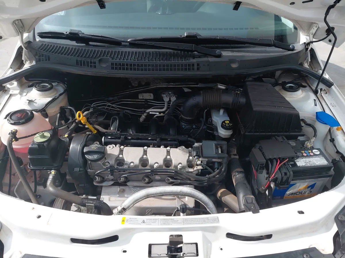 Volkswagen Gol 1.6 Trendline Lite 4x2 Hb Mt 5p año 2022