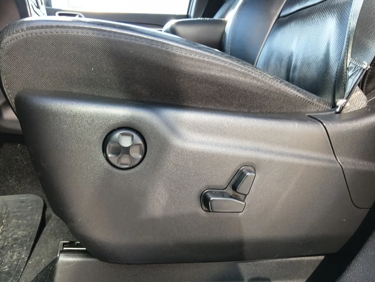 Jeep Grand Cherokee 3.6 Limited Lx 4wd At 5p año 2021