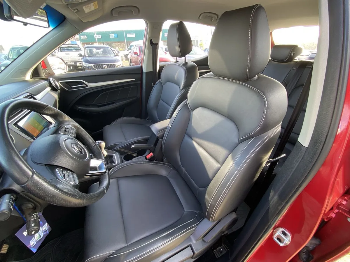 MG Mg Zs 1.5 Comfort 4x2 Mt 5p año 2020