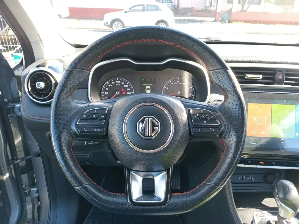 MG Mg Zx 1.5 Dlx 4x2 Cvt At 5p año 2023