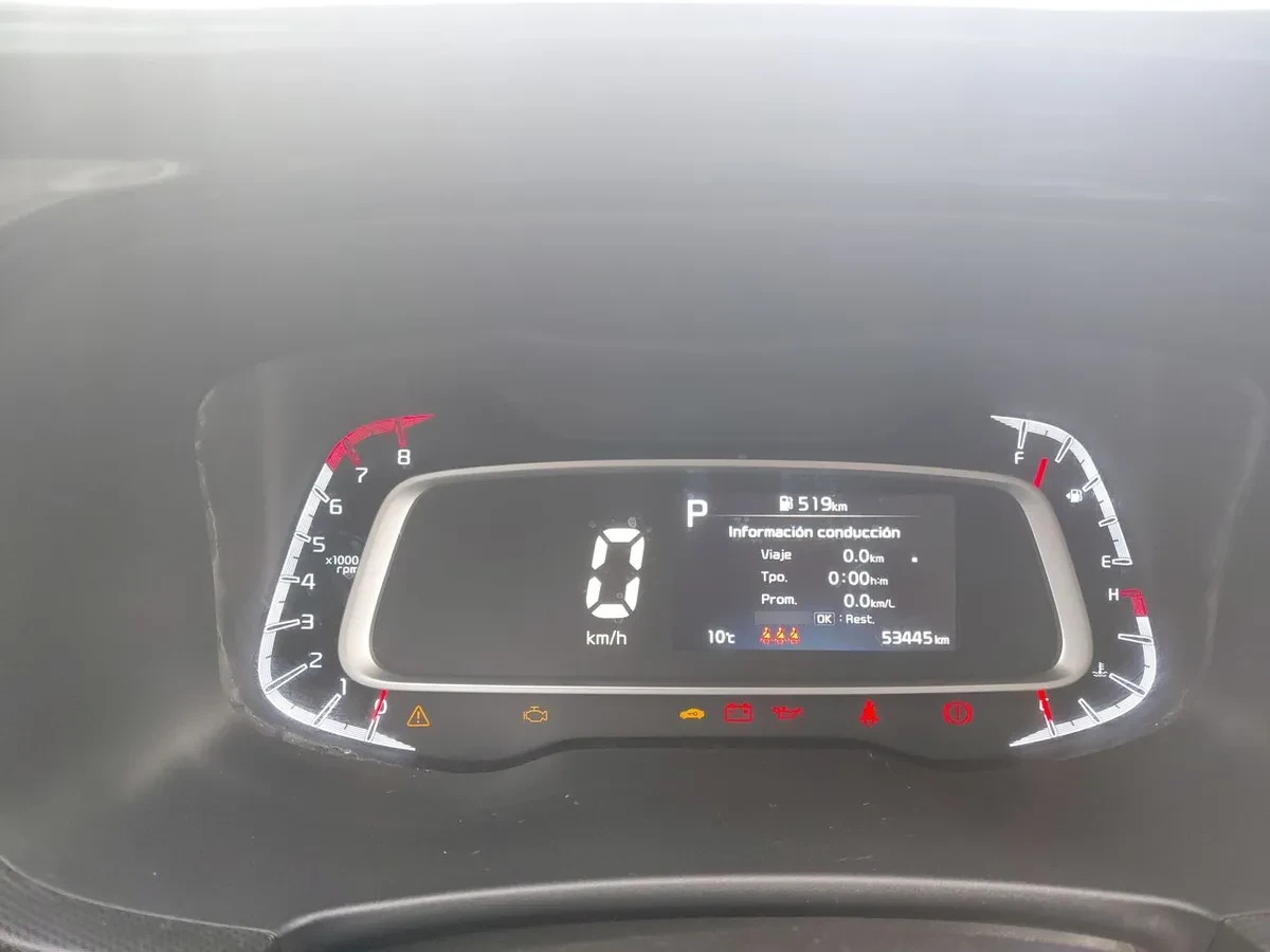 Kia Sonet 1.5 Ex 4x2 Ivt Ri At 5p año 2025