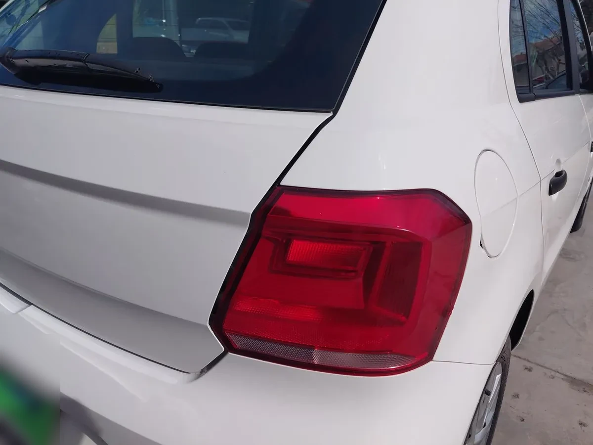Volkswagen Gol 1.6 Trendline Lite 4x2 Hb Mt 5p año 2022