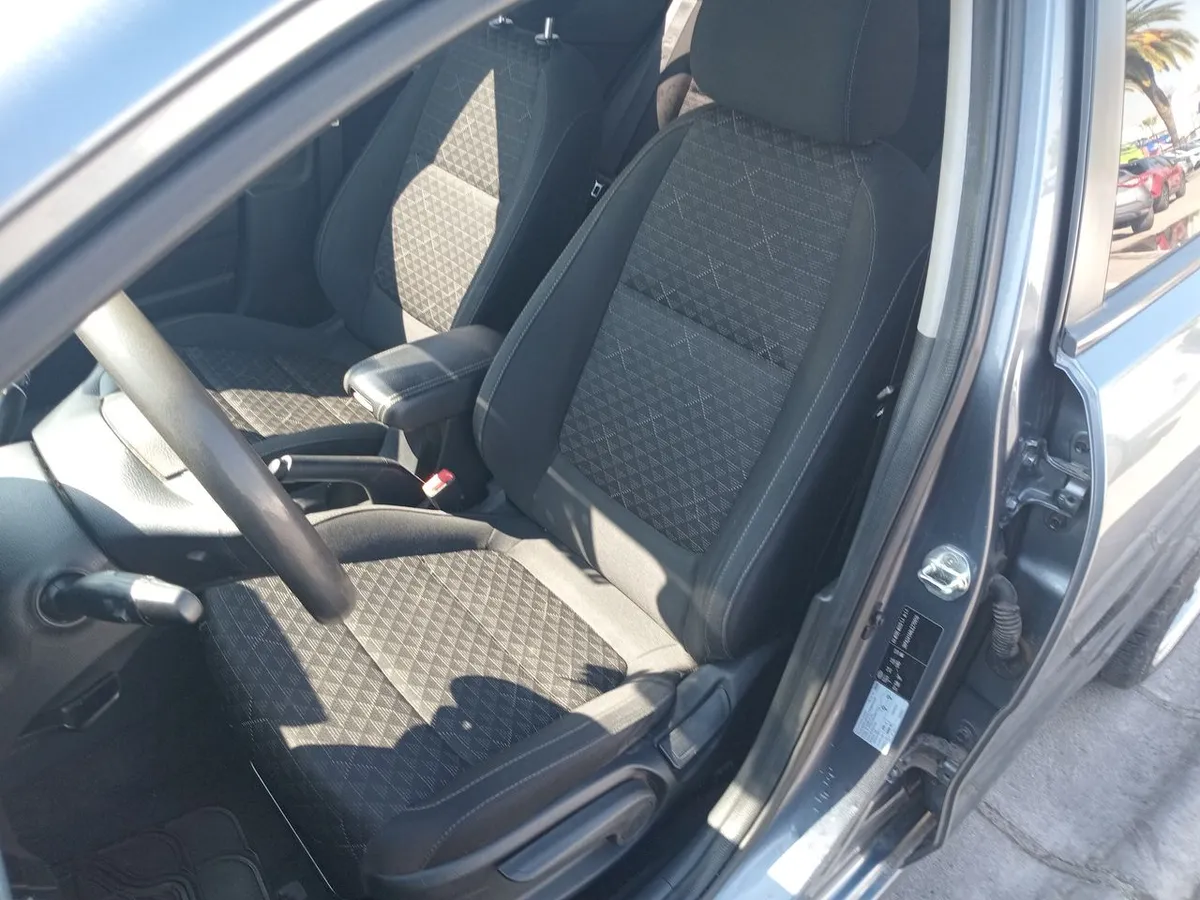 Kia Rio4 1.4 Lx Abs Ac Dab 6mt 4p año 2020