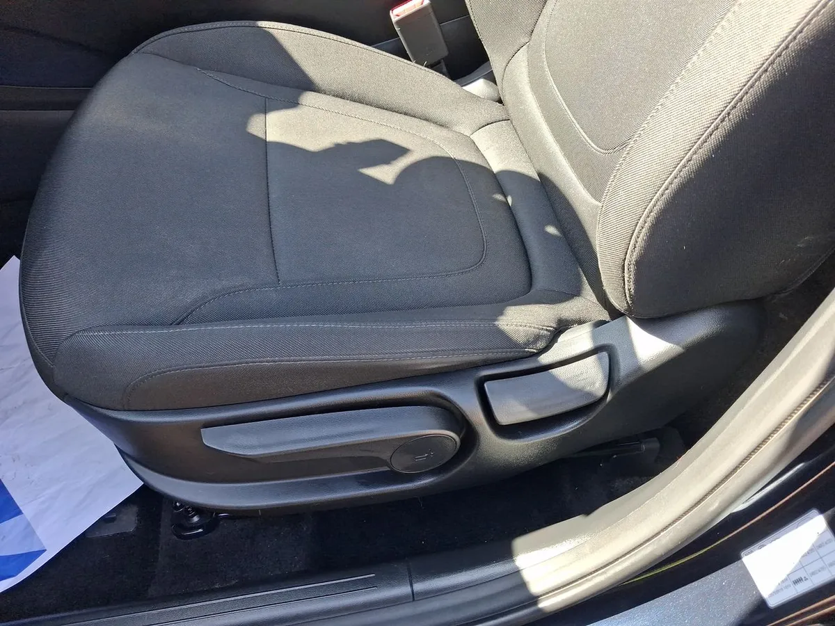 Hyundai Tucson 2.0 Nx4 Plus 2wd At 5p año 2023