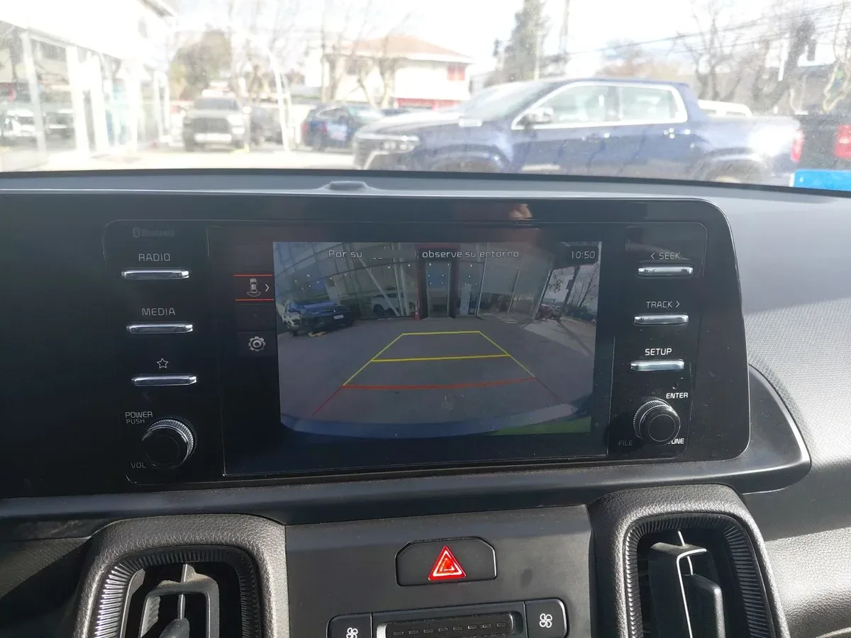 Kia Sonet 1.5 Ex 4x2 Ivt Ri At 5p año 2025