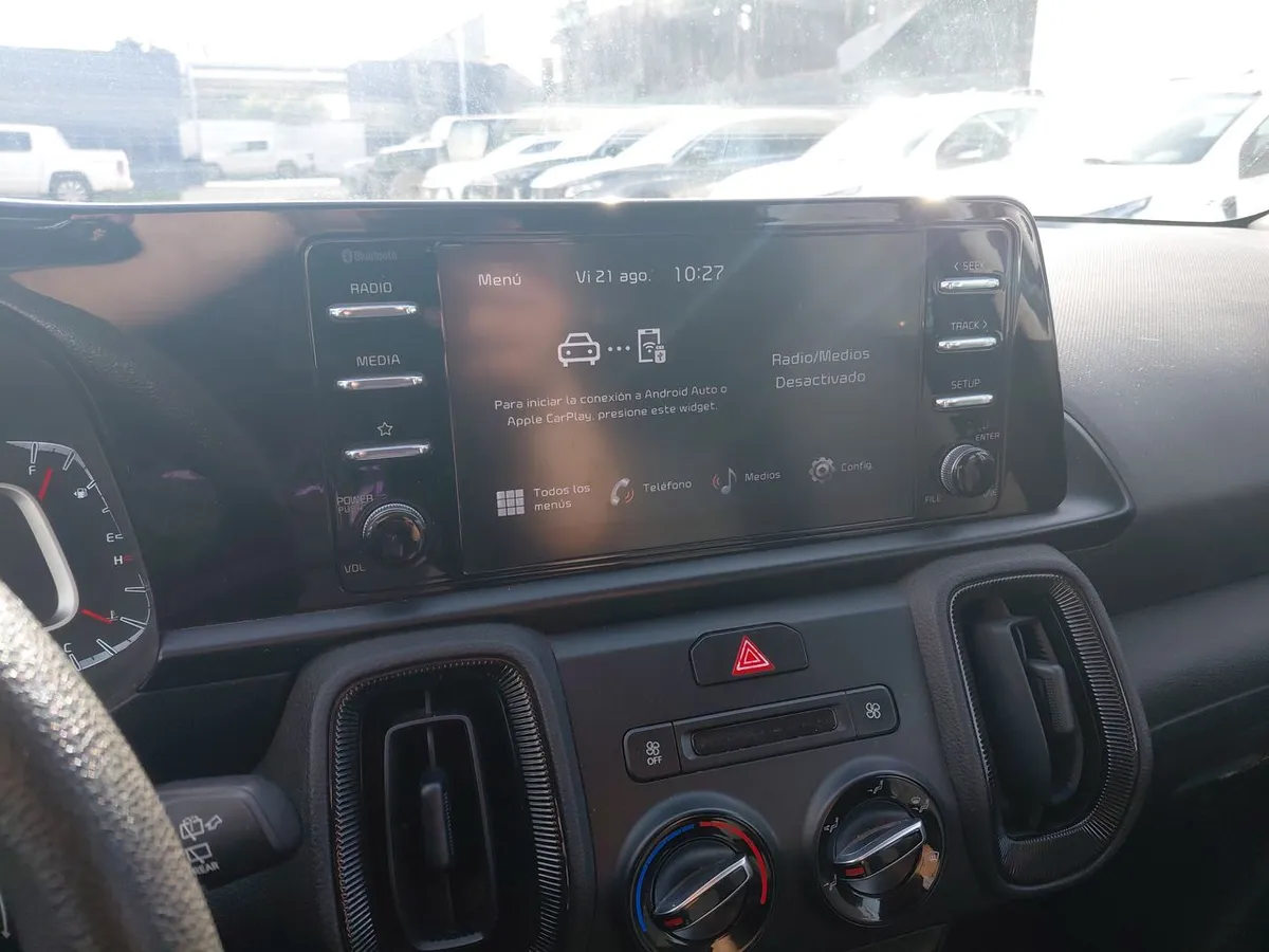 Kia Sonet 1.5 Ex 4x2 Ivt Ri At 5p año 2025