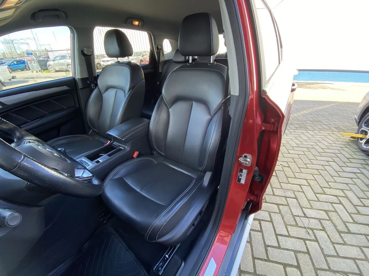 MG Mg Rx5 1.5 Dlx Mt 5p año 2022