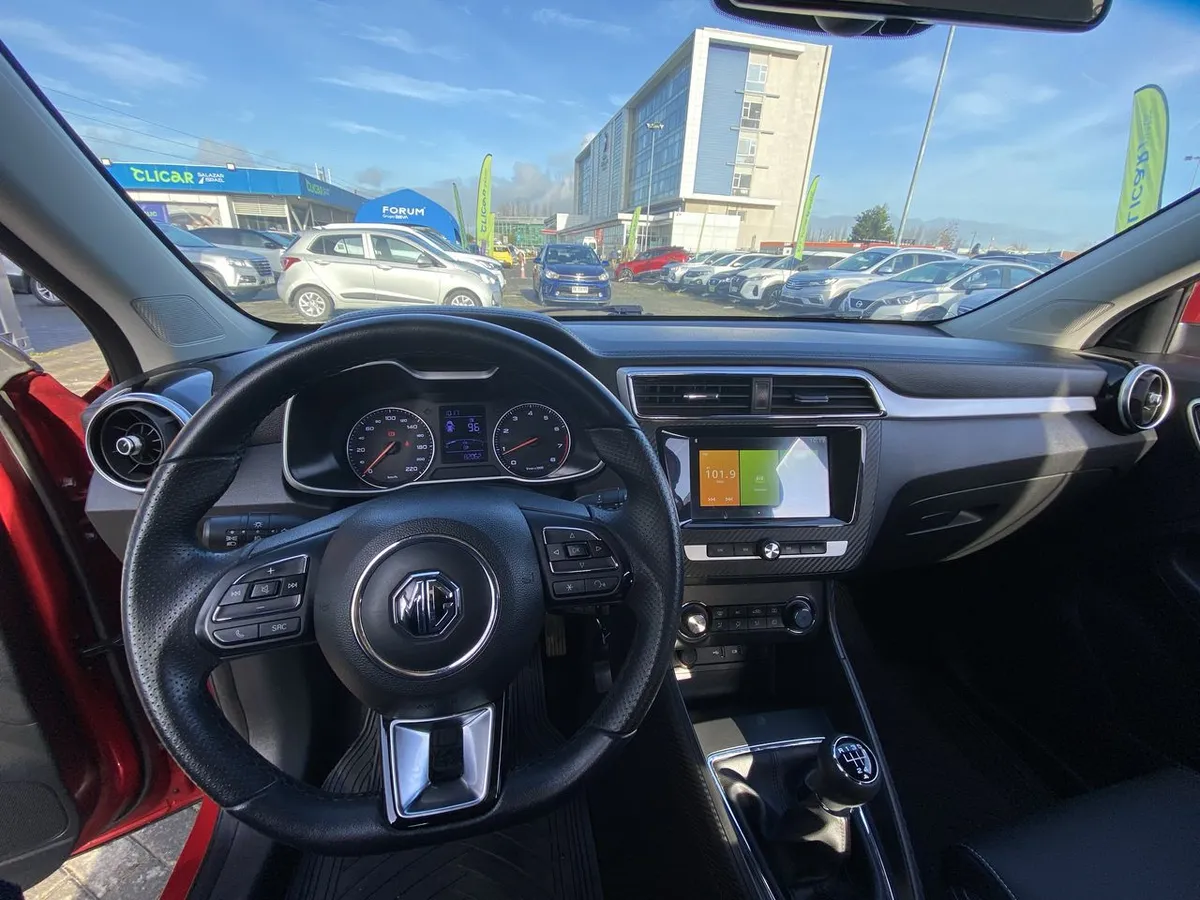 MG Mg Zs 1.5 Comfort 4x2 Mt 5p año 2020