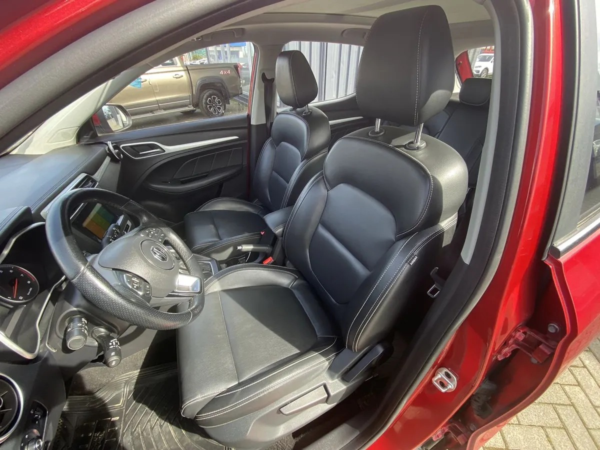 MG Mg Zs 1.5 Comfort At 5p año 2022