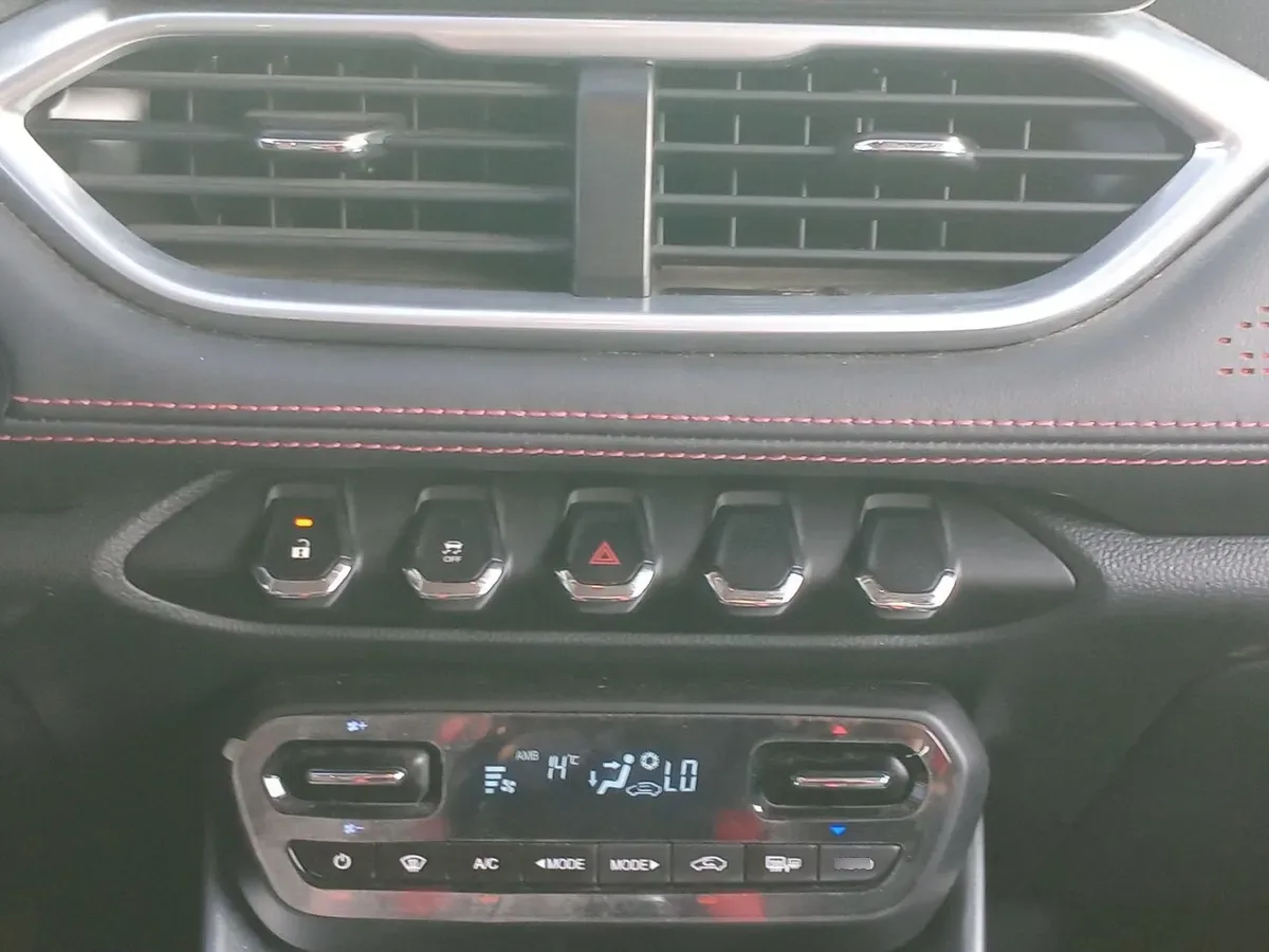 Chevrolet Groove 1.5 Premier 4x2 Mt 5p año 2023