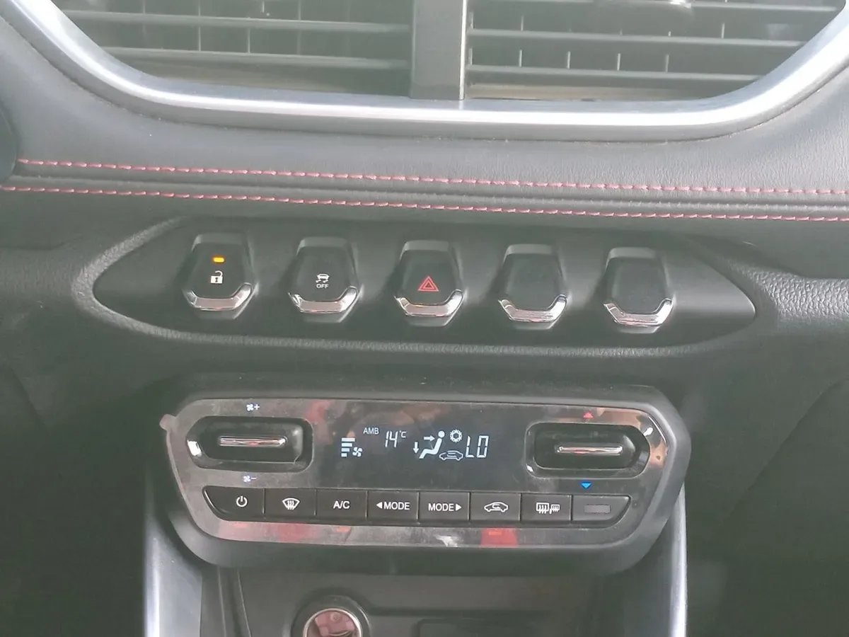 Chevrolet Groove 1.5 Premier 4x2 Mt 5p año 2023