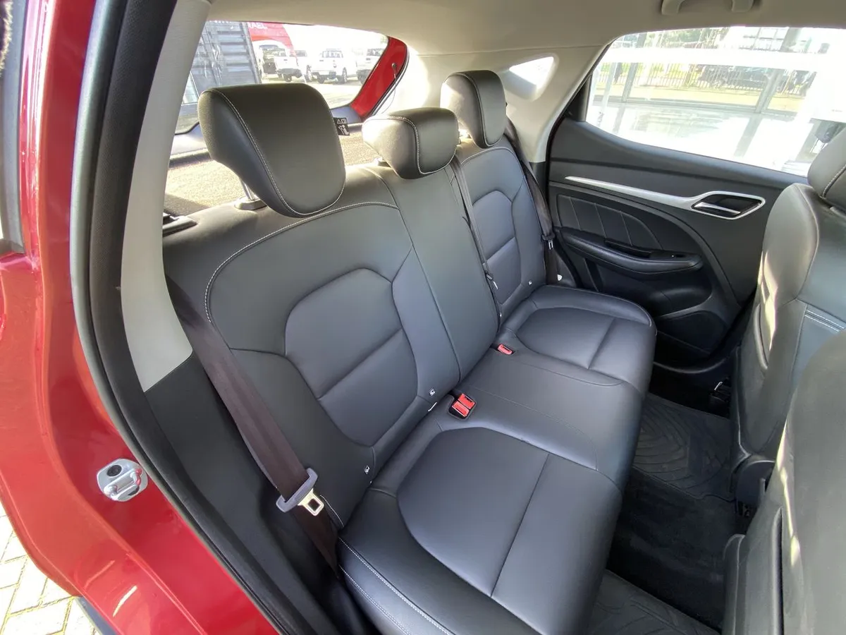 MG Mg Zs 1.5 Comfort 4x2 Mt 5p año 2020