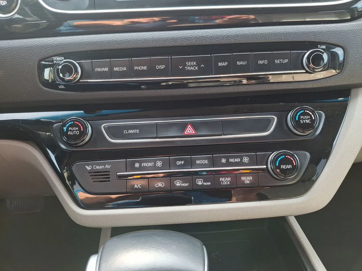 Kia Grand Carnival 2.2 Ex Limited Diesel 4x2 8at 5p año 2020