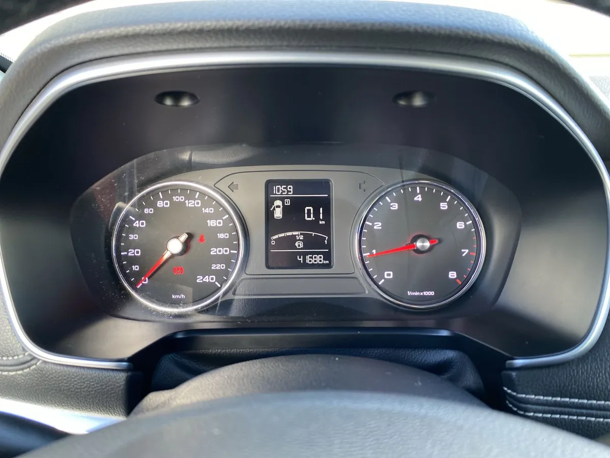 MG Mg Rx5 1.5 Dlx Mt 5p año 2022