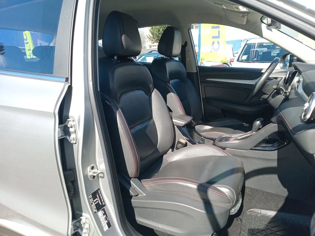 MG Mg Zx 1.5 Dlx 4x2 Cvt At 5p año 2023