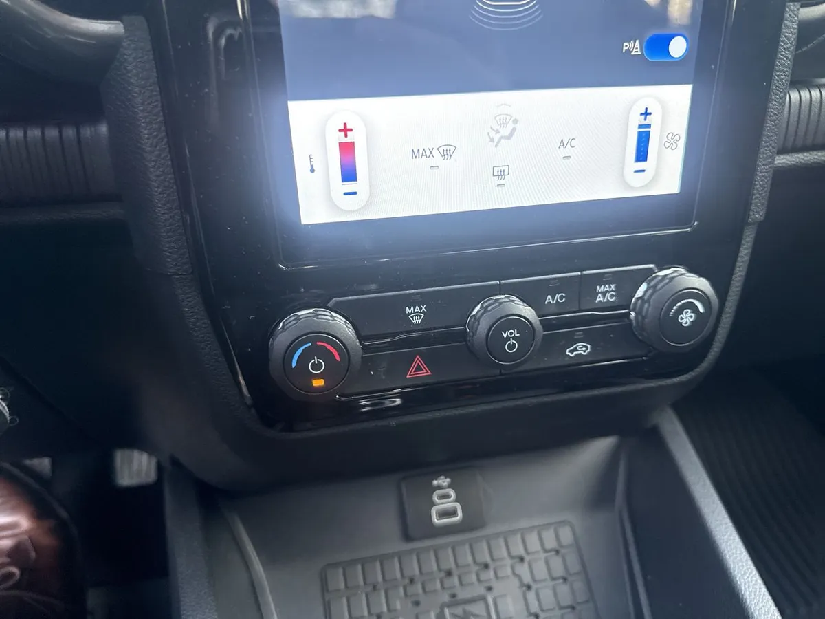 Ford Ranger 2.0 Xlt Diesel 4x4 Dob. Cab. Mt 4p año 2024