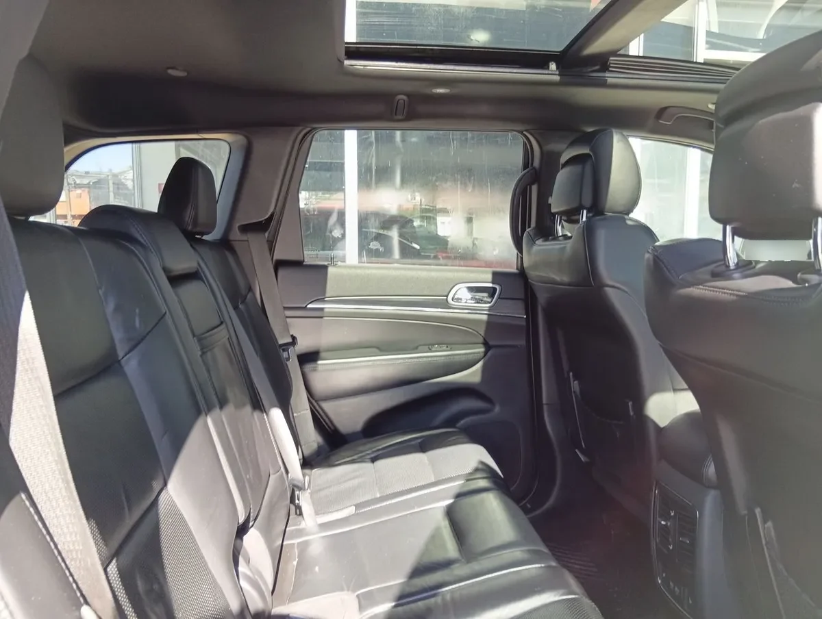 Jeep Grand Cherokee 3.6 Limited Lx 4wd At 5p año 2021