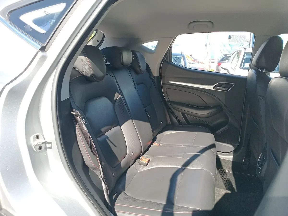 MG Mg Zx 1.5 Dlx 4x2 Cvt At 5p año 2023