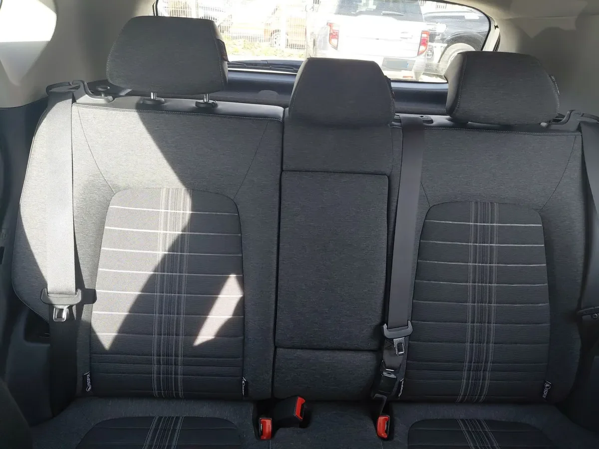 Kia Sonet 1.5 Ex 4x2 Ivt Ri At 5p año 2025