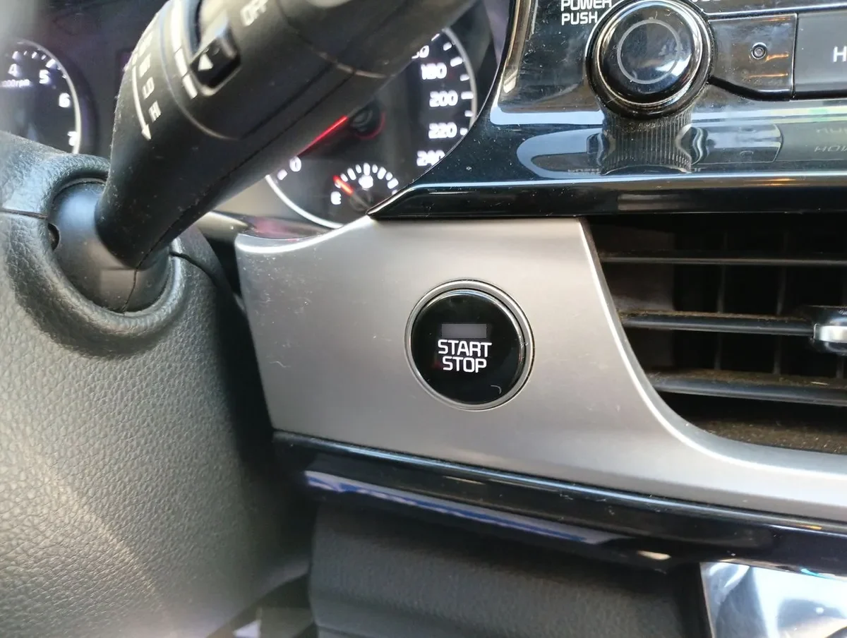 Kia Seltos 1.6 Ex 4x2 6mt 5p año 2022