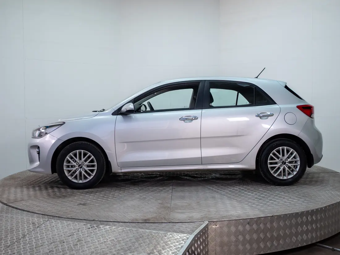 Kia Rio 5 Rio 5 1.4 Ex Full Mt año 2020