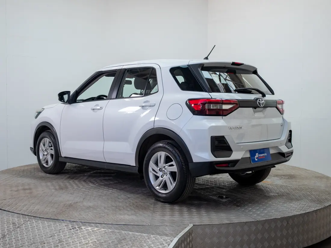Toyota Raize 1.2 G Cvt At año 2026