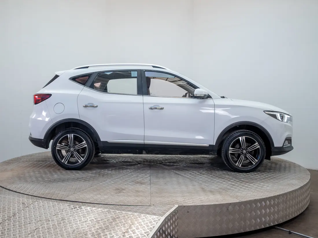 MG Zs Zs 1.5 Com Mt año 2021