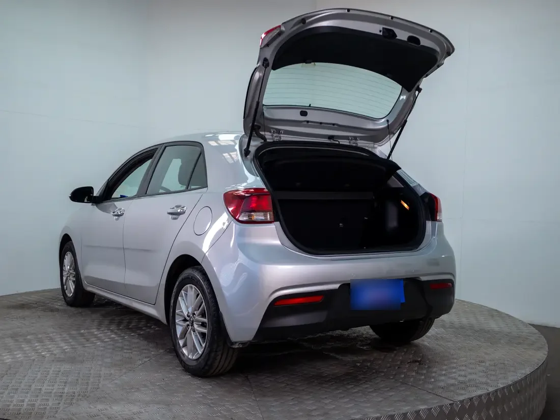 Kia Rio 5 Rio 5 1.4 Ex Full Mt año 2020