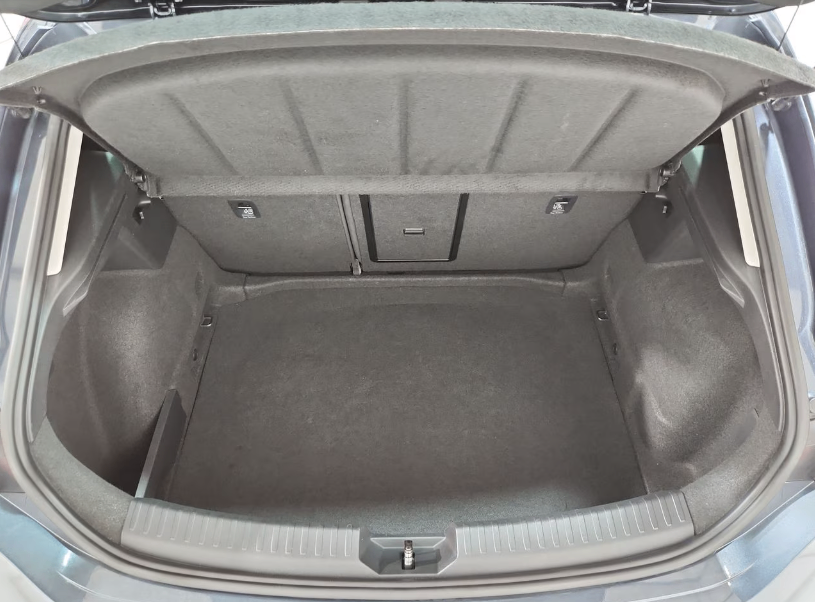 Seat LEON Otra año 2024