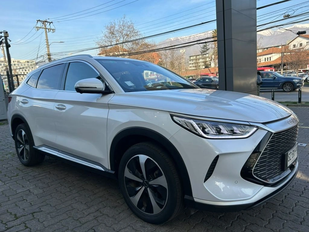 BYD Song Plus 1.5 Gs Hybrid 4x2 At 5p año 2024