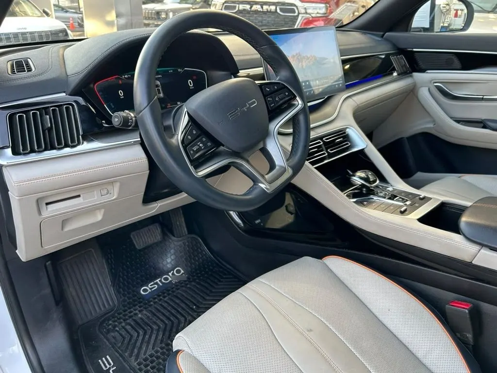 BYD Song Plus 1.5 Gs Hybrid 4x2 At 5p año 2024