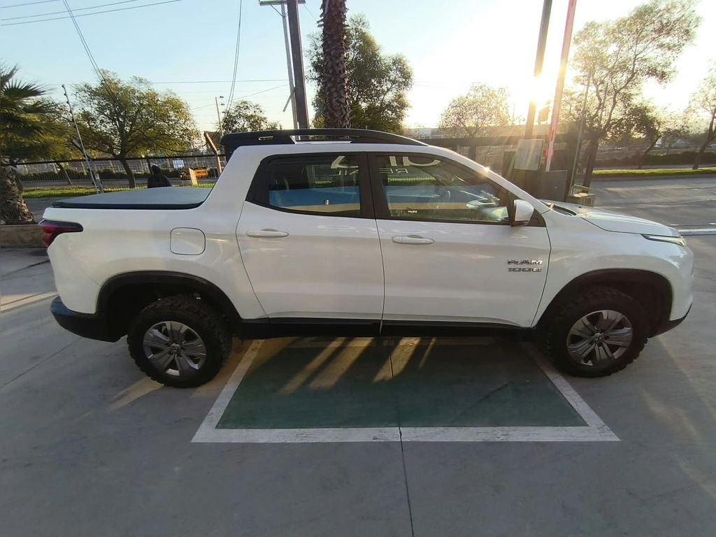 Ram 1000 Big Horn Dcab 1.8 Aut año 2021