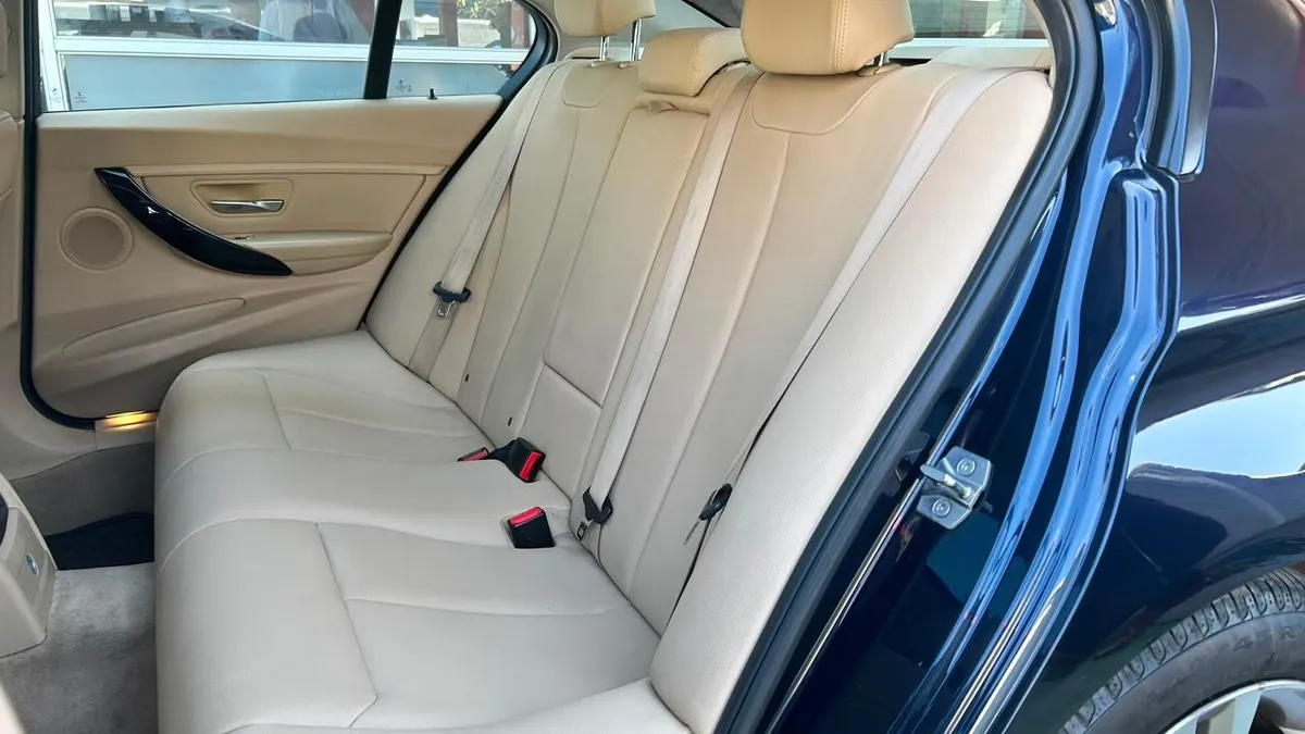 BMW 320i Lci 2.0 Automático año 2016