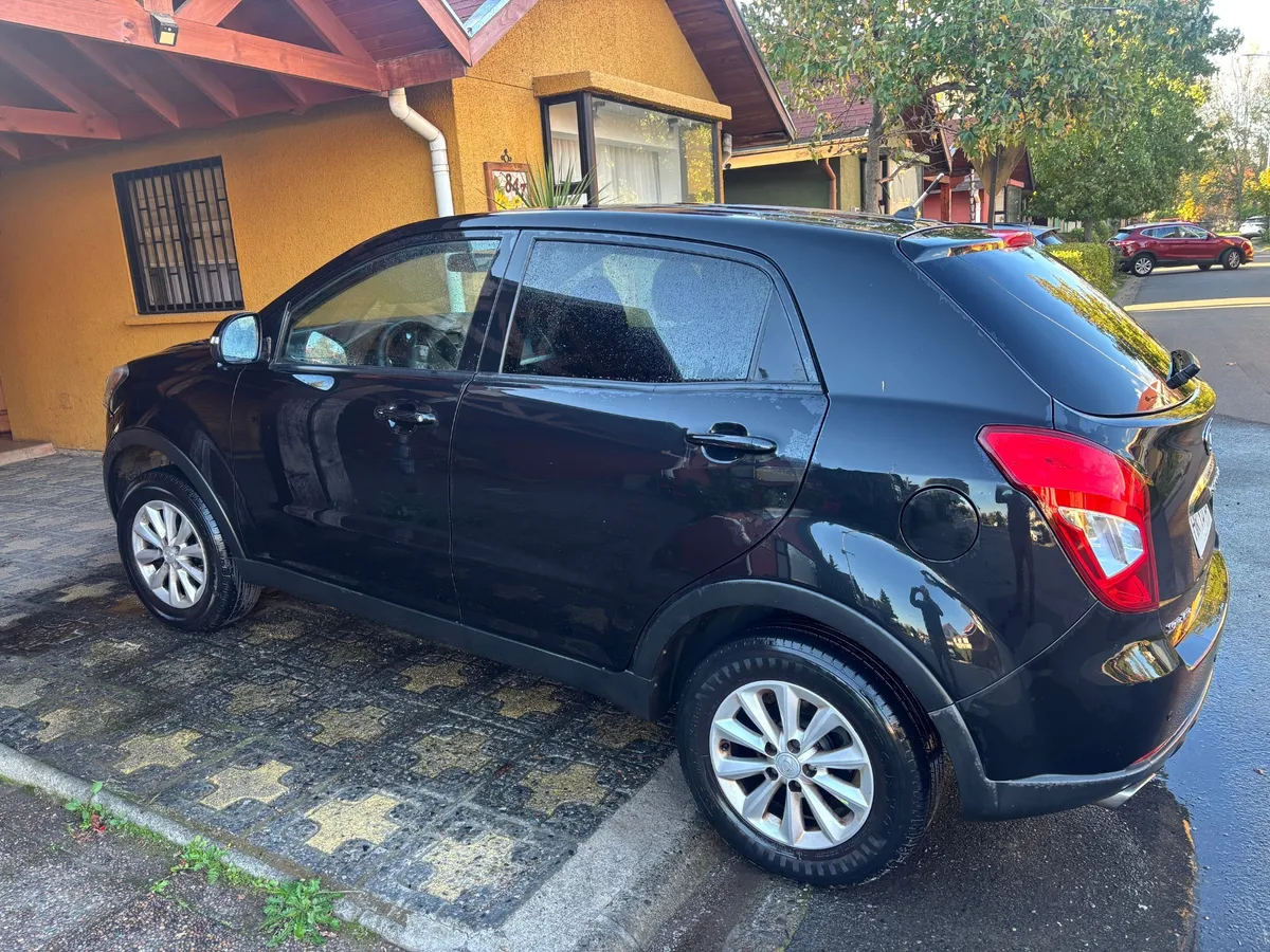 SSANGYONG KORANDO 2.0 At año 2016