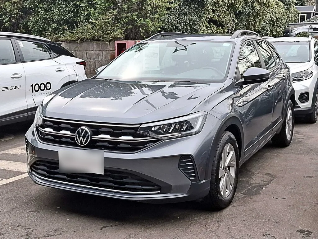 Volkswagen Nivus 1.0 Tsi Conforline año 2025