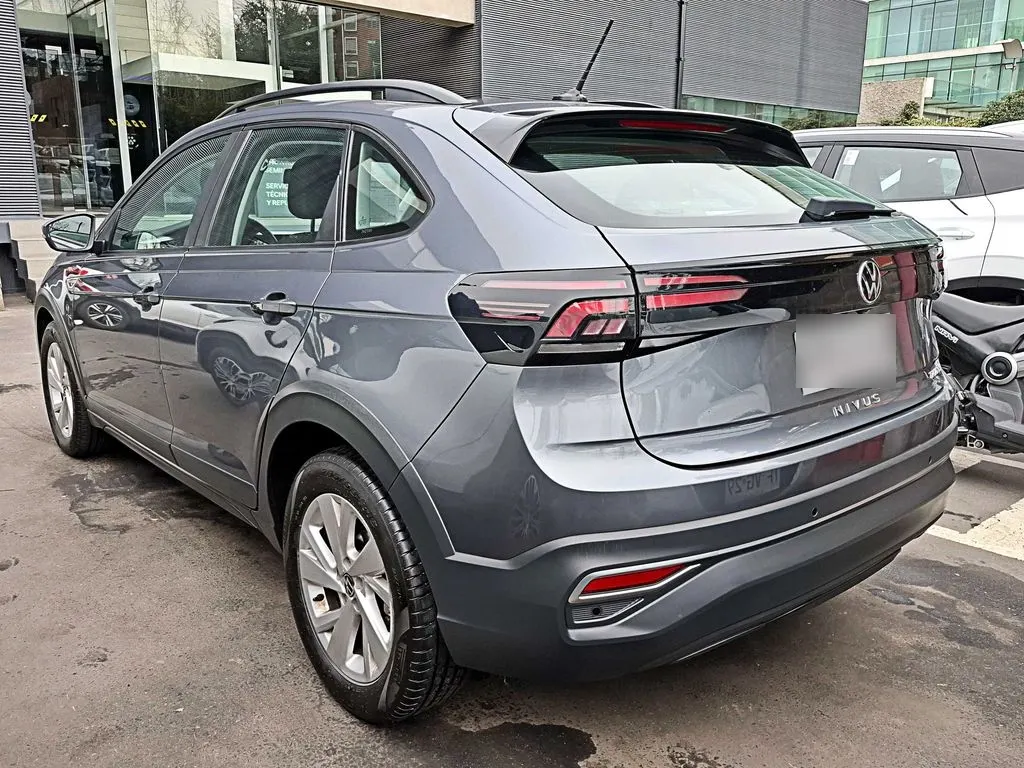 Volkswagen Nivus 1.0 Tsi Conforline año 2025