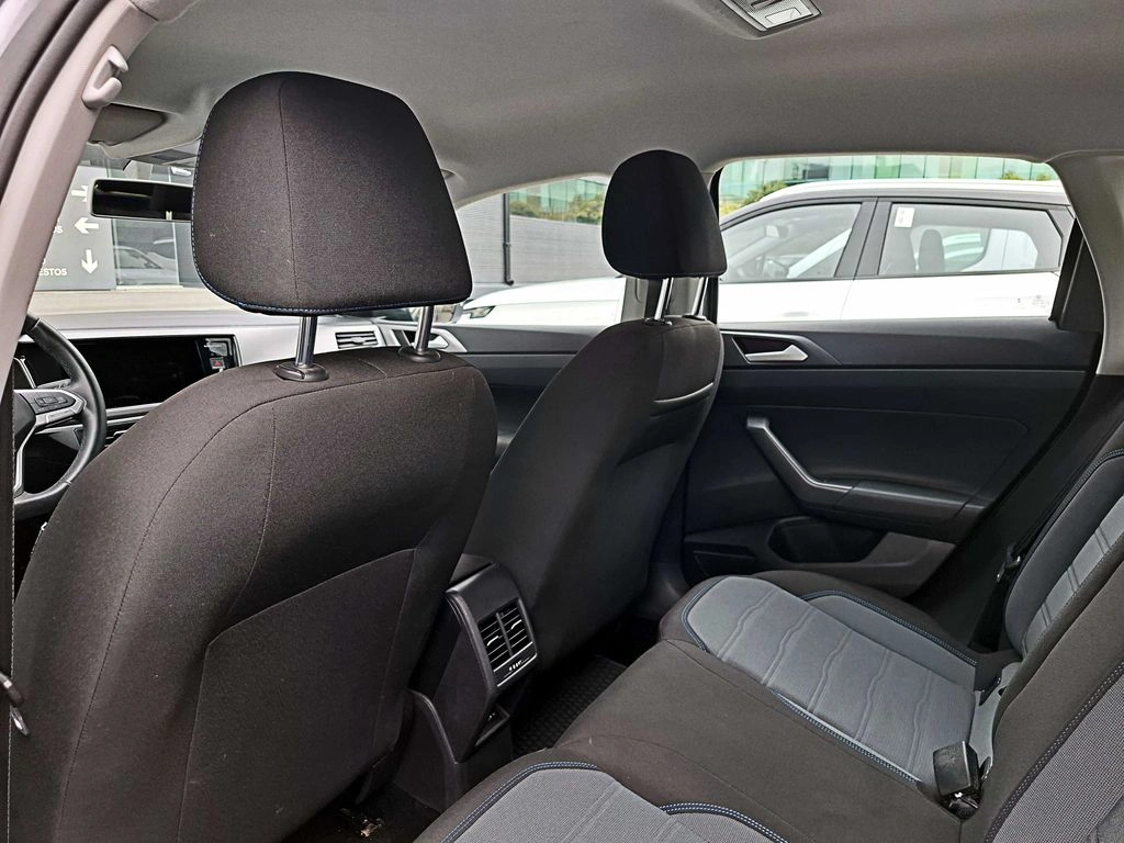 Volkswagen Nivus 1.0 Tsi Conforline año 2025