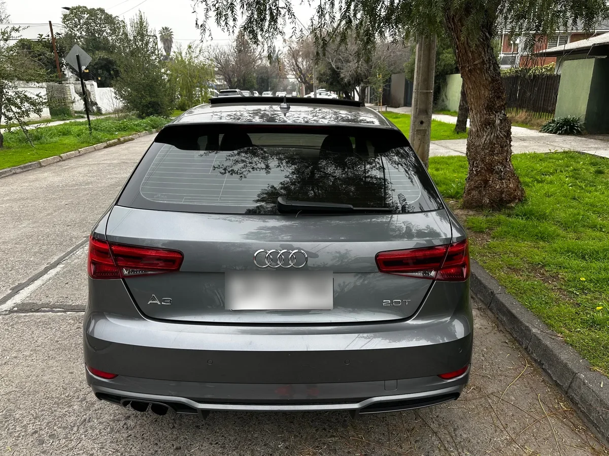 AUDI A3 2.0 Sportback Sport Tfsi At año 2017