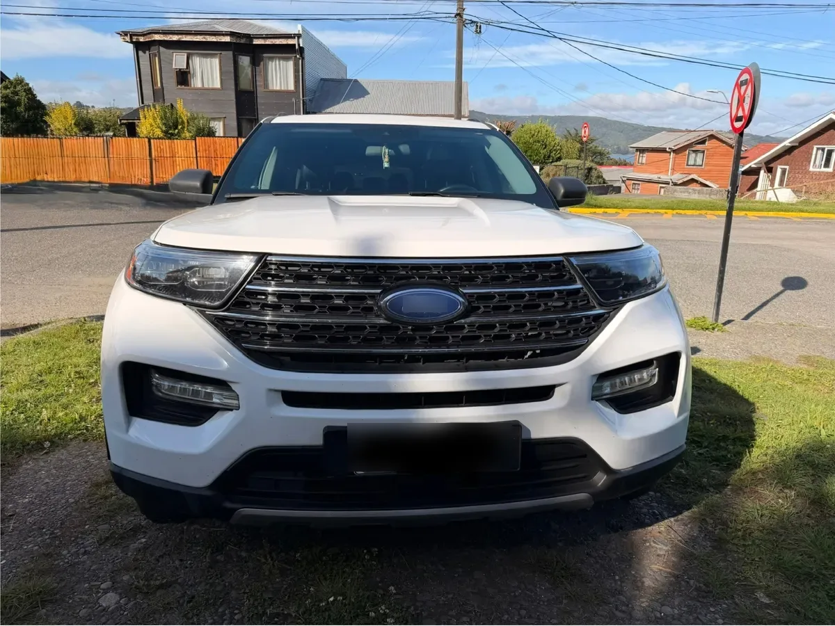 FORD EXPLORER 2.3 Ecoboost At año 2021