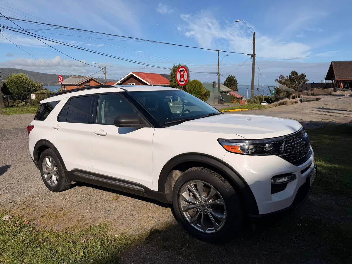 FORD EXPLORER 2.3 Ecoboost At año 2021