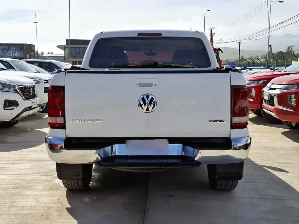 Volkswagen Amarok Amarok Highline Dc 2.0 4x4 At año 2023