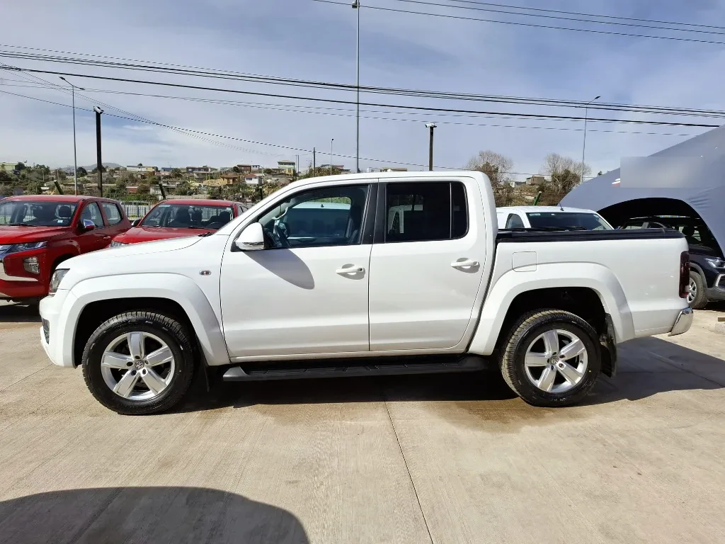 Volkswagen Amarok Amarok Highline Dc 2.0 4x4 At año 2023