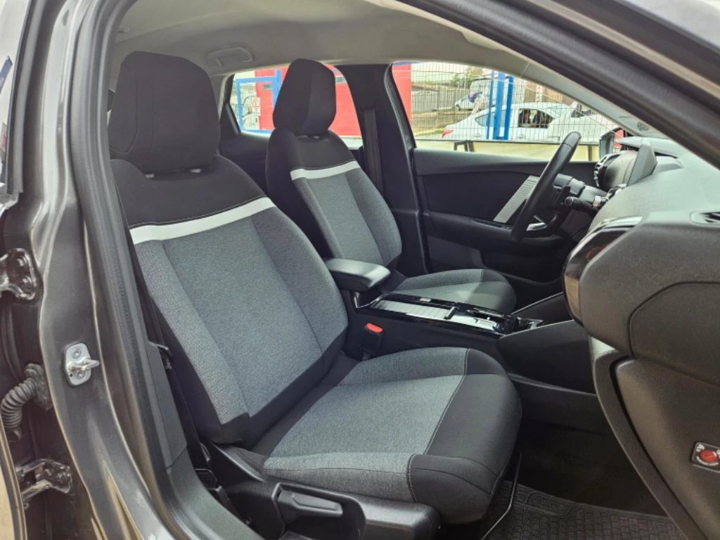 Citroen C4 C 4 1.5 Bluehdi 130 S&s Eat8 Fell año 2023