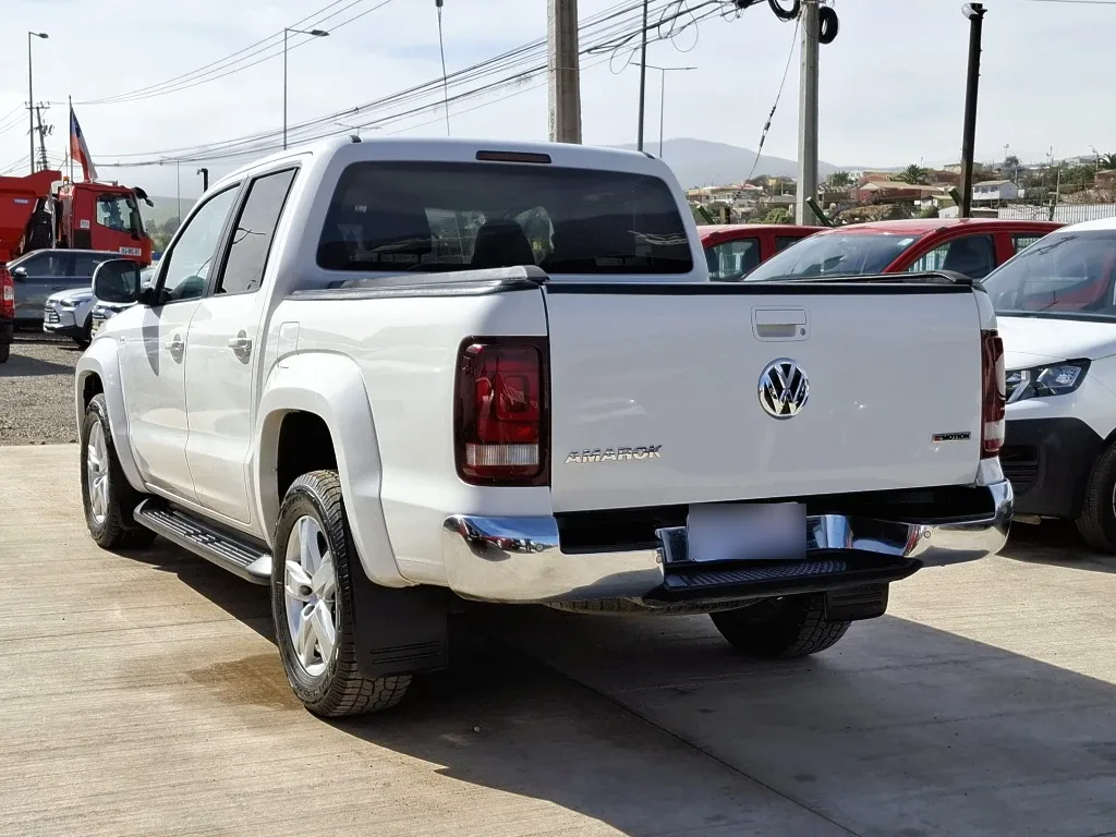 Volkswagen Amarok Amarok Highline Dc 2.0 4x4 At año 2023